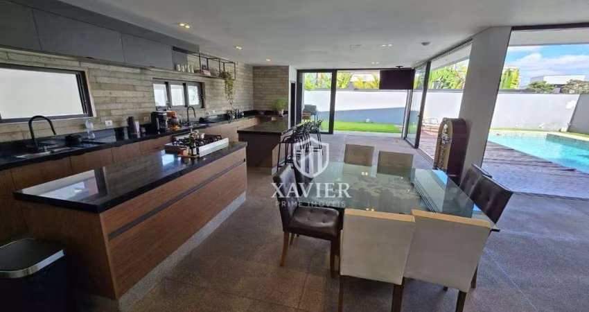 Sobrado de Alto Padrão no Alphaville Nova Esplanada 1 – 4 Suítes, Escritório, Piscina Aquecida e Adega Privativa!
