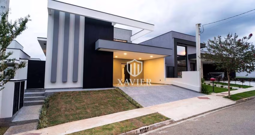 Casa térrea à venda no Condomínio Chácara Ondina – 3 suítes, escritório, piscina e semi mobiliada