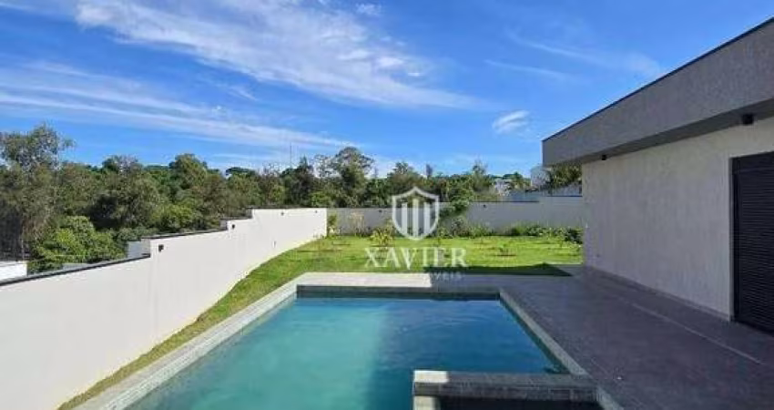 Casa Térrea à Venda no Condomínio Fazenda Jequitibá – 3 Suítes, Piscina e Integração com a Natureza