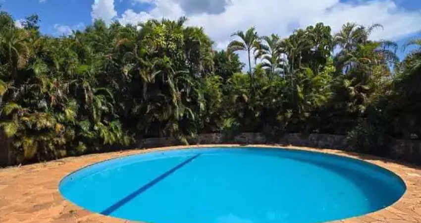 Chácara com escritura à venda em araçoiaba da serra – 5.000 m² de terreno, casa principal, piscina e campo | próximo à rodovia raposo tavares
