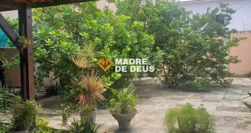 Casa em condomínio fechado com 5 quartos à venda na Avenida Léa Pompeu, 339, Jardim das Oliveiras, Fortaleza