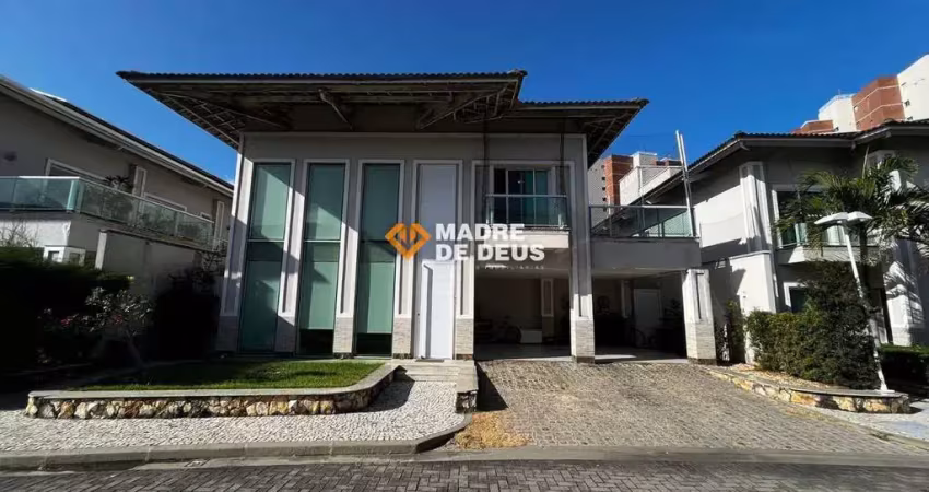 Casa em condomínio fechado com 4 quartos à venda na Rua Professora Francisca Almeida de Sousa, 330, de Lourdes, Fortaleza