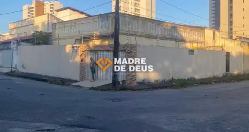 Casa em condomínio fechado com 7 quartos à venda na Rua Napoleão Laureano, 535, Fátima, Fortaleza