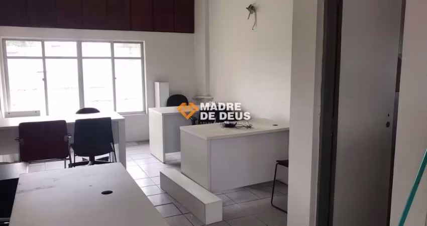 Sala comercial à venda na Avenida Bezerra de Menezes, 2071, São Gerardo, Fortaleza