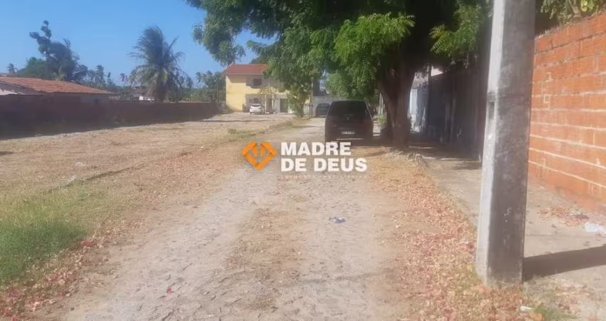 Terreno à venda na Meste Evangelista, 447, Centro, Aquiraz