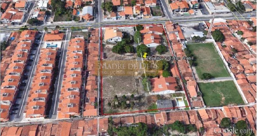 Terreno à venda na Avenida Edilson Brasil Soares, 1892, Edson Queiroz, Fortaleza