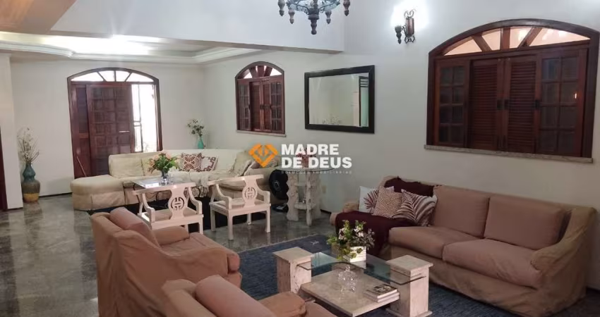 Casa em condomínio fechado com 5 quartos à venda na Rua Magistrado Pompeu, 105, Cocó, Fortaleza