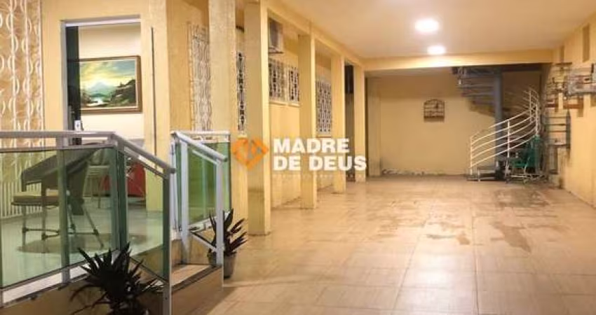 Casa em condomínio fechado com 4 quartos à venda na Vicente Spíndola, 354, Montese, Fortaleza