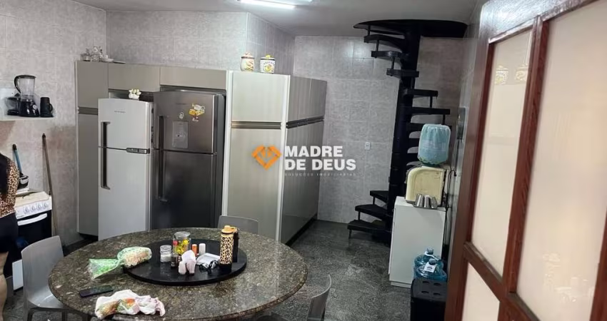 Casa em condomínio fechado com 4 quartos à venda na Avenida dos Expedicionários, 537, Montese, Fortaleza