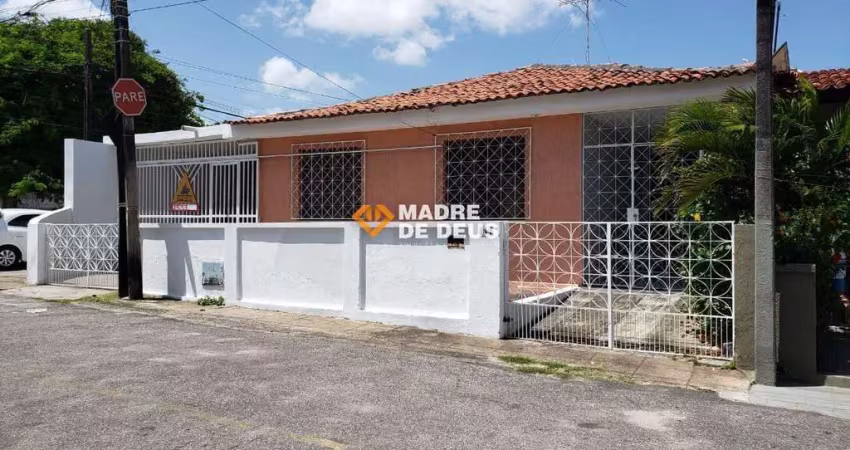Casa com 4 quartos à venda na Rua Rui Monte, 279, Antônio Bezerra, Fortaleza