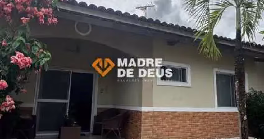 Casa em condomínio fechado com 3 quartos à venda na Rua Aurino Colares, 85, Lagoa Redonda, Fortaleza