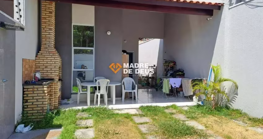 Casa em condomínio fechado com 2 quartos à venda na Waldery Botelho, 800, Centro, Aquiraz