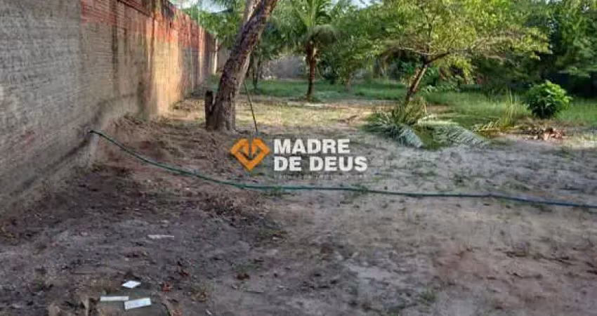 Terreno à venda na Iná Farias, 12, Guajiru, Caucaia