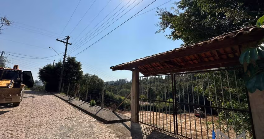 Terreno de 1000m² à Venda no Condomínio Maravilha - Km 68 da Castelo Branco