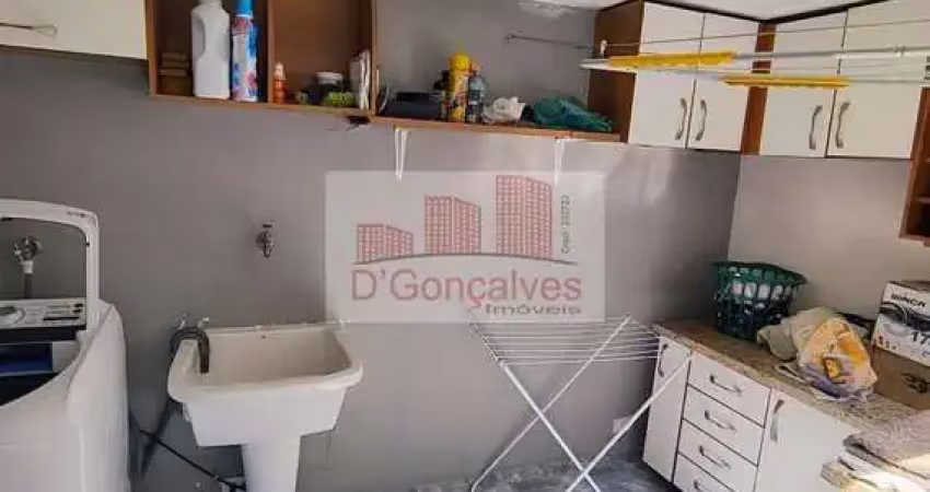 Casa Sobrado em Centro  Rua sem saída do lado da padaria Nobrega do lado  do Shopping praça da moça com 2 dorm 1 suite 3 banh 2 vagas  700.0000