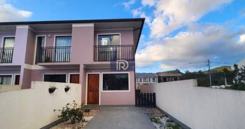 Sobrado à venda no bairro Colônia Santana - São José/SC