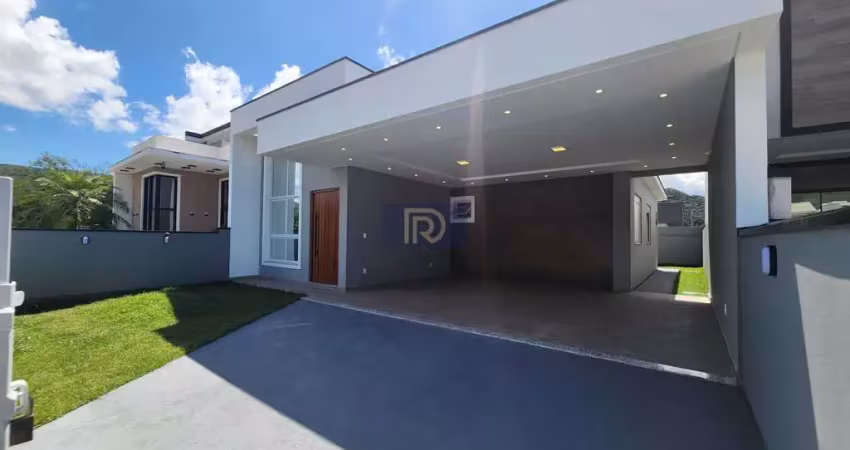 Casa com 3 quartos à venda na Avenida Esmeraldo Cassettari, Forquilhas, São José