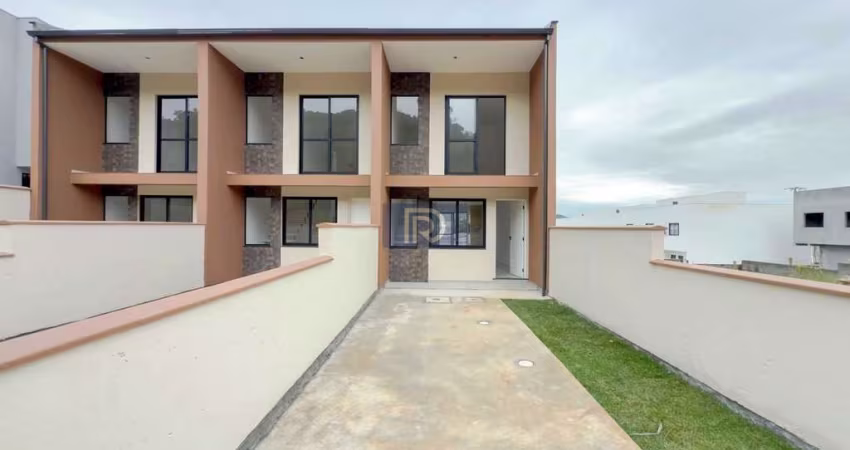 Sobrado à venda no bairro Sertão do Maruim - São José/SC