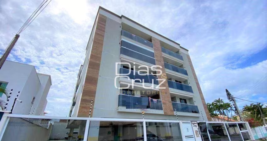 Apartamento com 2 quartos próximo  à praia de Costazul venda, 100 m² por R$ 490.000 - Costazul - Rio das Ostras/RJ