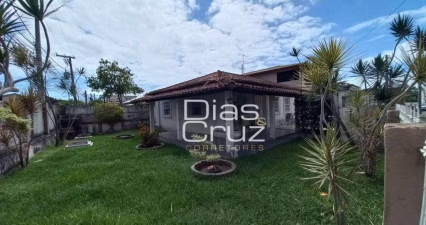 Casa com 6 quartos à venda, 500 m² por R$ 800.000 - Centro - Rio das Ostras/RJ