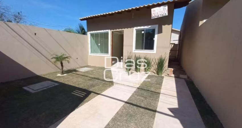 Casa com 2 quartos à venda, 60 m² por R$ 299.000 - Jardim Mariléa - Rio das Ostras/RJ