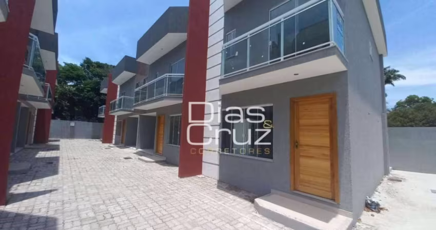 Casa com 3 quartos em um dos melhores bairros da cidade  à vend  - Extensão do Bosque - Rio das Ostras/RJ