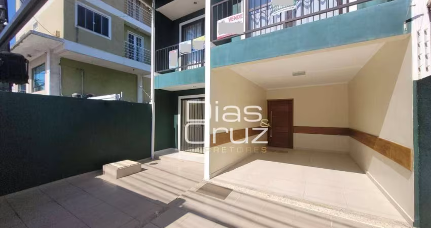 Casa com 3 quartos à venda, 147 m² por R$ 560.000 - Jardim Mariléa - Rio das Ostras/RJ
