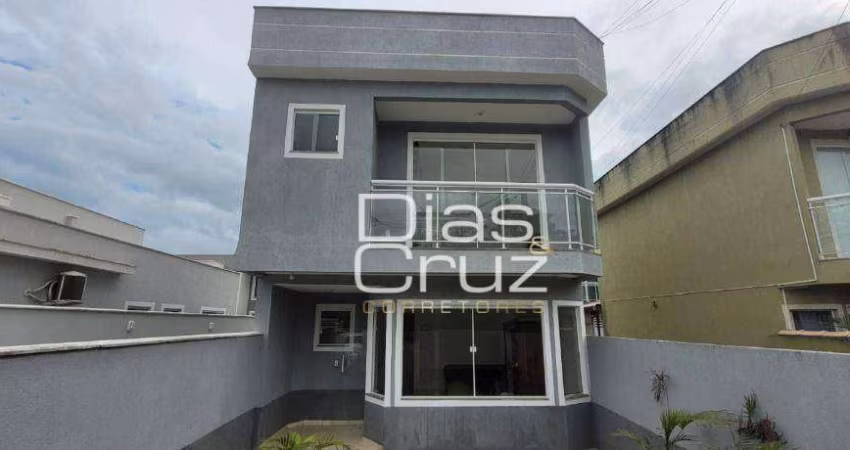 Casa à venda no bairro Extensão Serramar - Rio das Ostras/ 2 Quartos