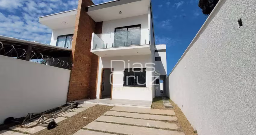 Duplex no costazul com 4 quartos no costazul em rio das ostras