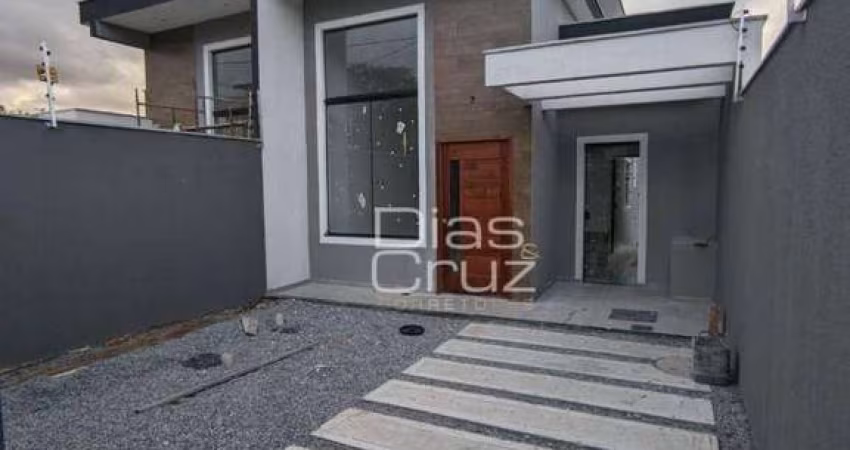 Casa com 2 quartos à venda, 70 m² por R$ 290.000 - Maria Turri - Rio das Ostras/RJ