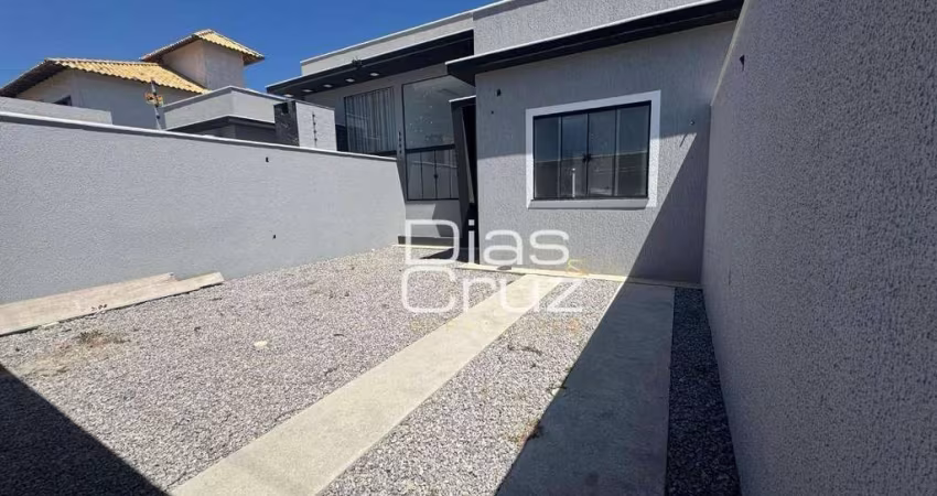 Casa com 2 quartos à venda, 60 m² por R$ 315.000 - Enseada das Gaivotas - Rio das Ostras/RJ