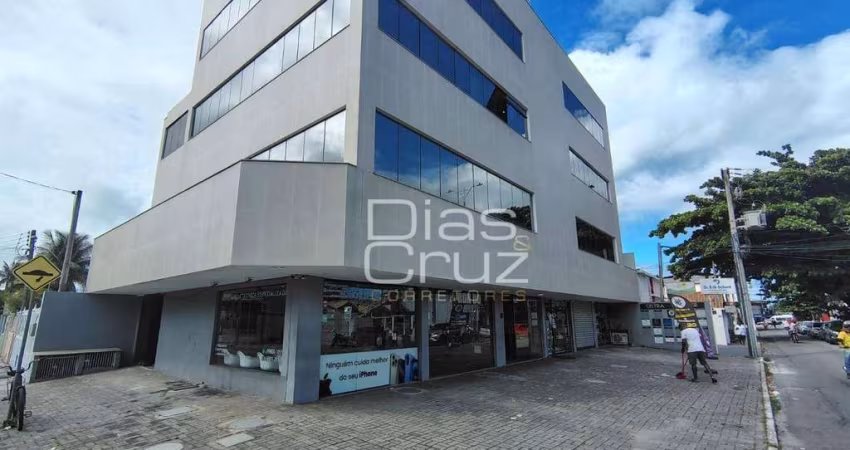 Sala no Centro de Rio das Ostras com 40m², localização top!
