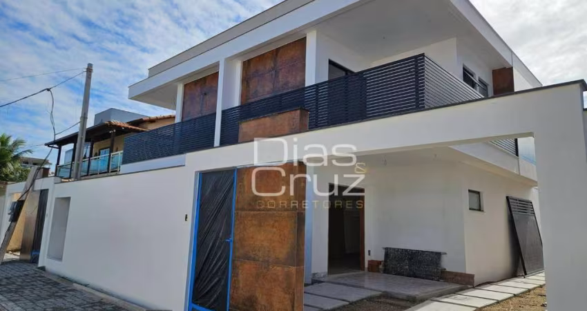 Casa vista mar com 3 quartos à venda, Recreio - Rio das Ostras/RJ