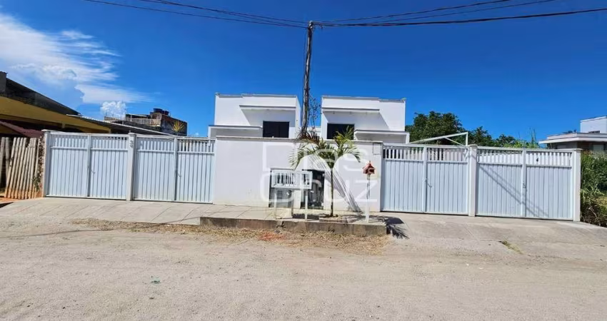 Casa na primeira quadra com 2 quartos à venda, Enseada das Gaivotas - Rio das Ostras/RJ