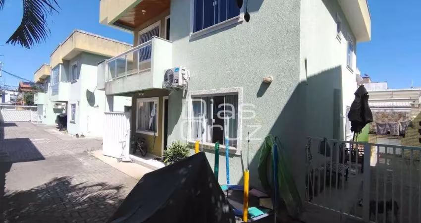 Casa com 2 quartos à venda na Rua Alexandre Barbosa, 855, Costazul, Rio das Ostras
