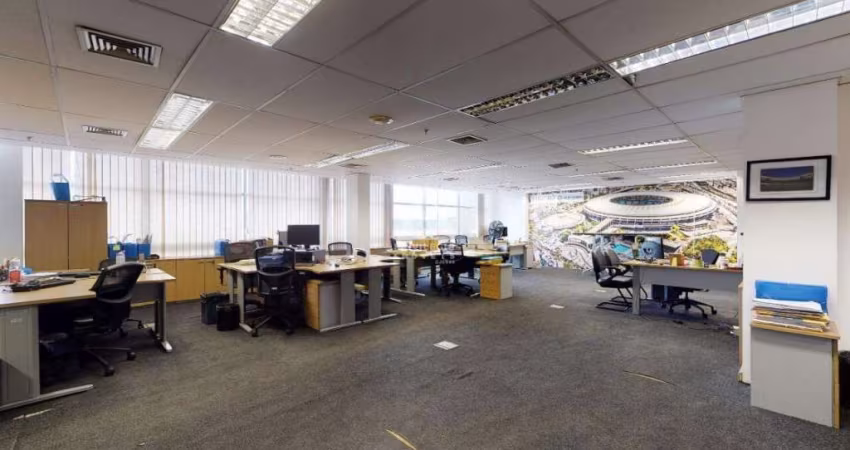 Andar comercial 813m² 3 salas 2 copas 1 auditório 6 banheiros 2 vagas reformado Centro Rio de Janeiro