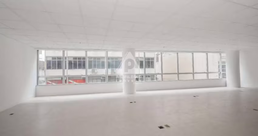 Venda de sala comercial 602, centro, 133 m², infraestrutura empresarial.