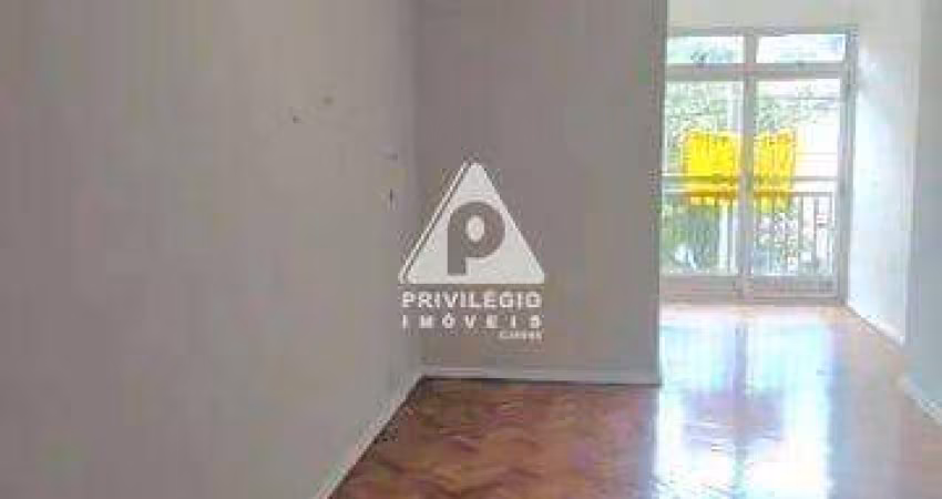 Apartamento 3 quartos Sala ampla proximo comercio e transportes Grajau