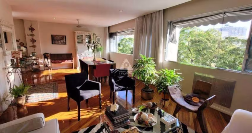 Apartamento no Maracanã, com 3 quartos, 3 banheiros, à venda, com 177 m² por R$ 890.000,00