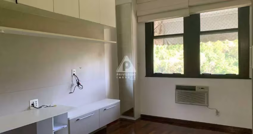 Lindo apartamento 3 quartos à venda com 120m2 na rua do metrô