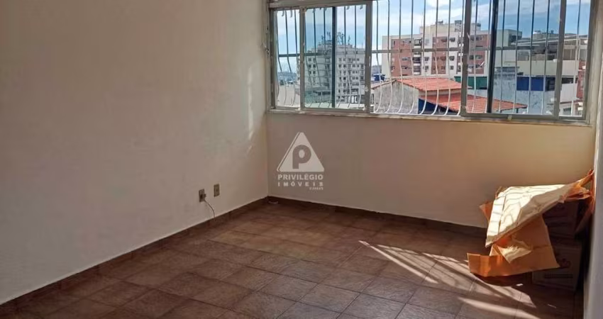 Apartamento 2 quartos com vaga em condomínio espetacular.