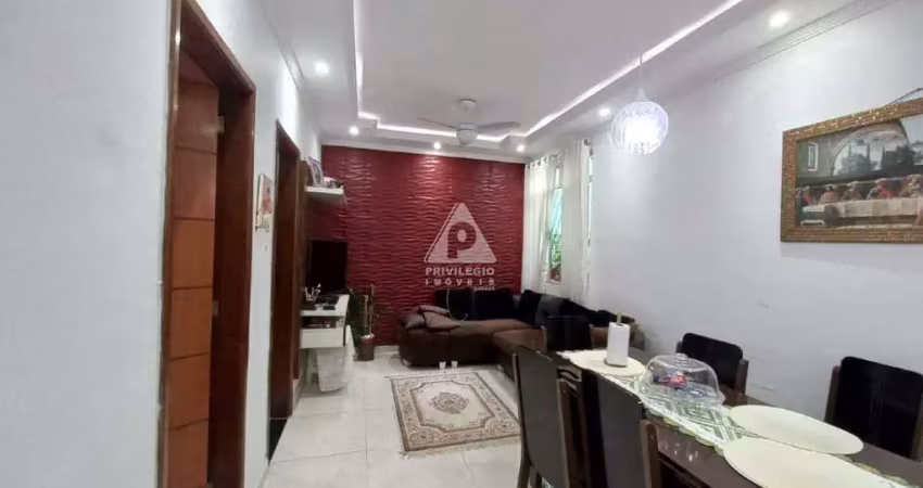 Apartamento terreo a venda de 2 quartos , rio comprido