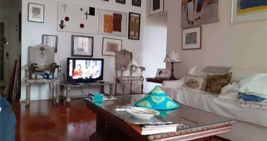 Apartamento à venda, 3 quartos, 1 suíte, Tijuca - RIO DE JANEIRO/RJ