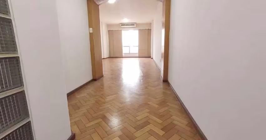 Maravilhoso apartamento 2 por andar com 3 quartos sendo 1 suite amplo e arejado na rua conde de bonfim próximo metrô da são francisco xavier