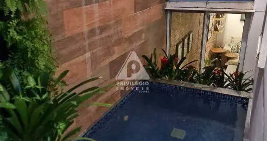 Apartamento com 2 quartos à venda na Avenida São Sebastião, --, Urca, Rio de Janeiro