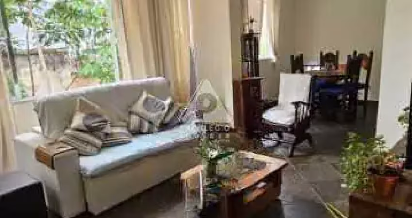 Apartamento de 2 quartos à venda, em area nobre, próximo ao metrô da rua uruguai