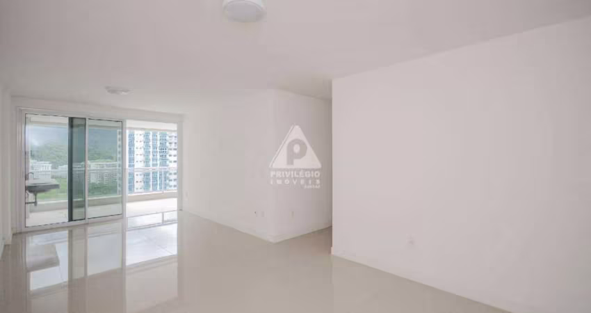 Apartamento 2 quartos com suíte, varanda e vaga, mais uma incrível área de lazer no Ilha Pura