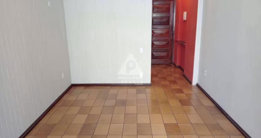 Apartamento à venda, 3 quartos, 1 suíte, 1 vaga, Copacabana - RIO DE JANEIRO/RJ