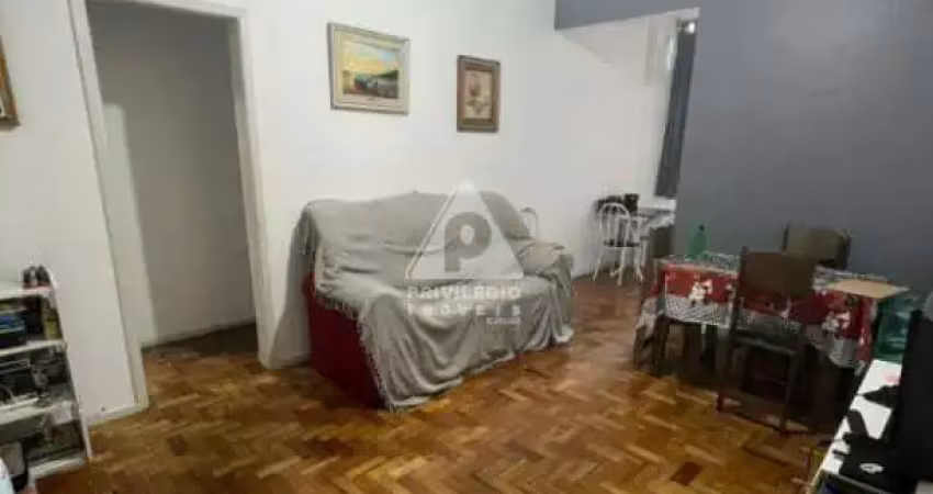 Apartamento 2 quartos, sala, dce completa, sol da manhã