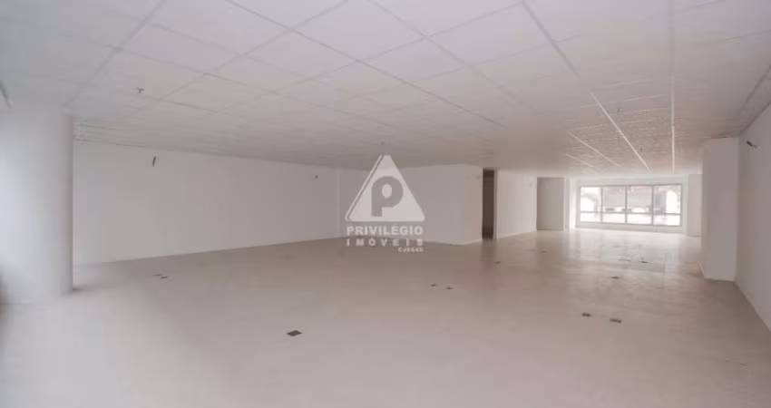 Sala no Centro, 503, 200 m², infraestrutura empresarial.